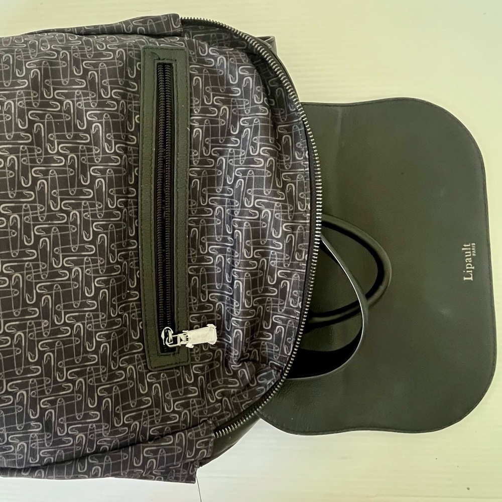 Lipault Paris Women's Plume Elegance black Textured Leather Backpack - Picture 10 of 15